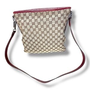 Gucci GG Supreme Canvas Shoulder Bag Brown Burgundy Trim Crossbody Vintage